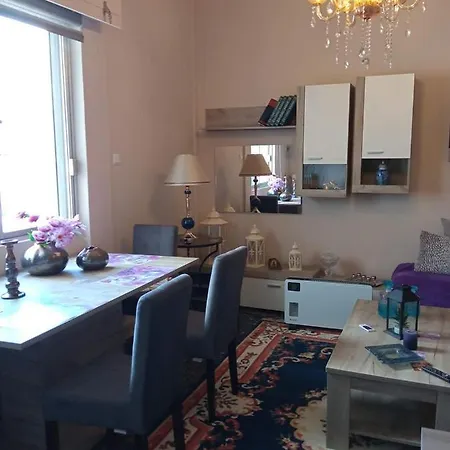 Marianna's Cozy * Argos